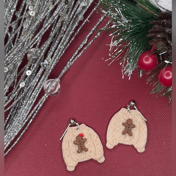 Christmas Gingerbread Ugly Sweater Earrings w/ Gift Box - Picture 3 of 4